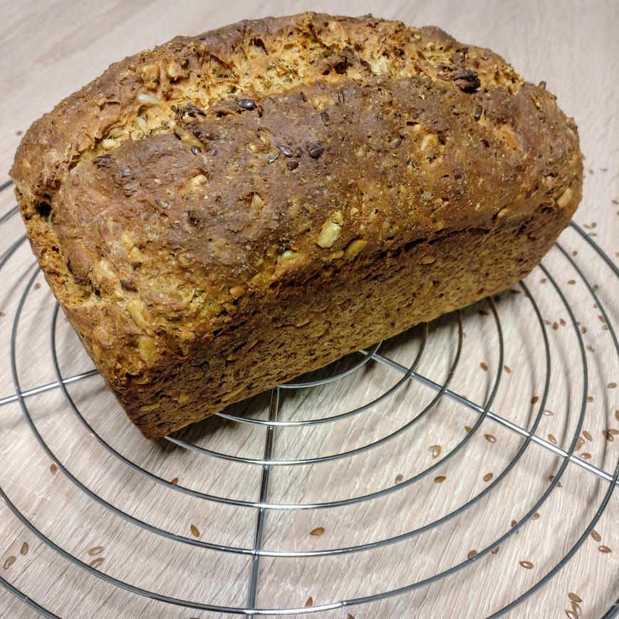 Rezept - Dinkel-Buttermilch-Körnerbrot- Das fast Vegane Brot